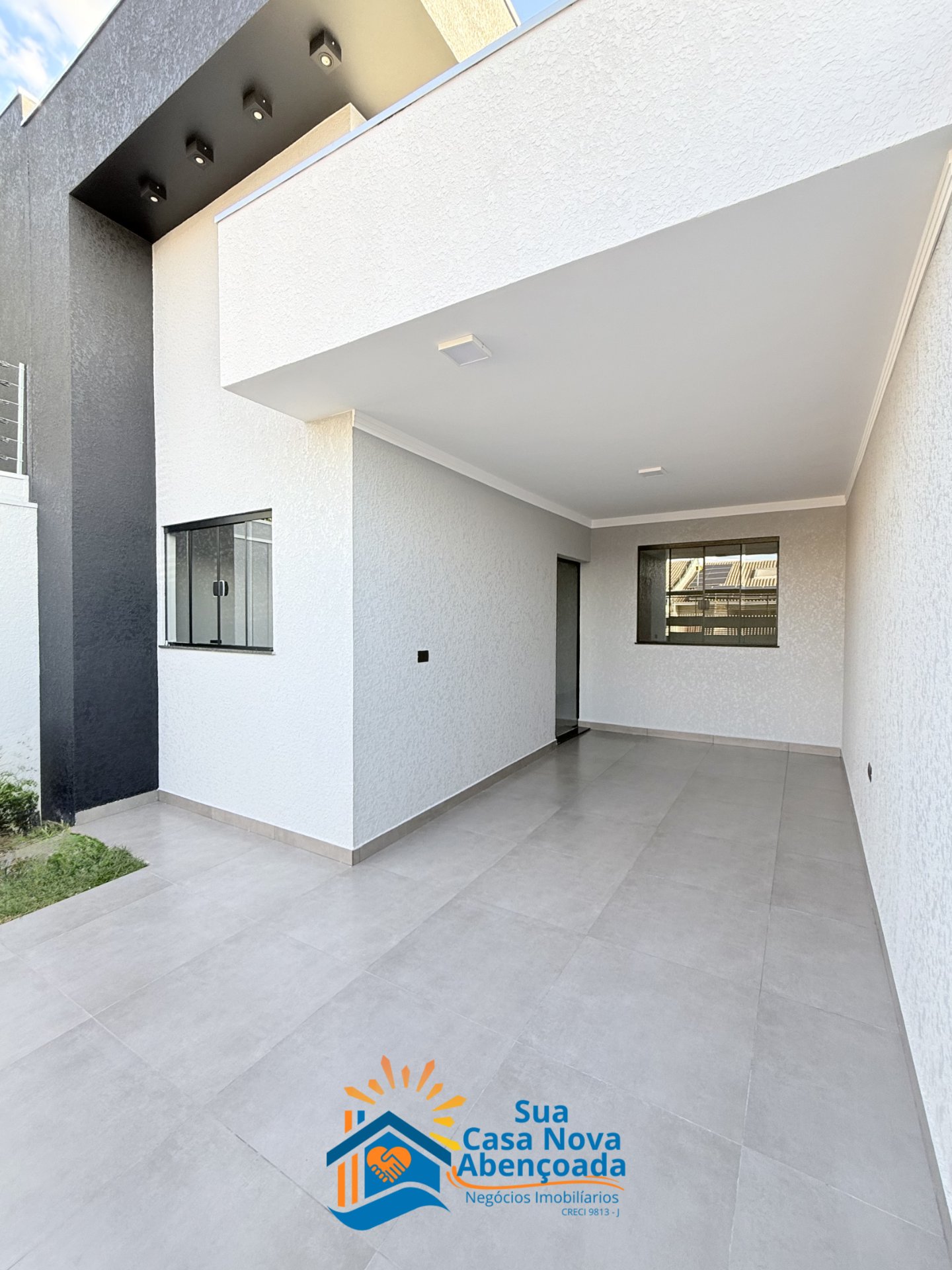 Pq. Alvamar com 3 quartos sendo 1 suíte e área gourmet📍