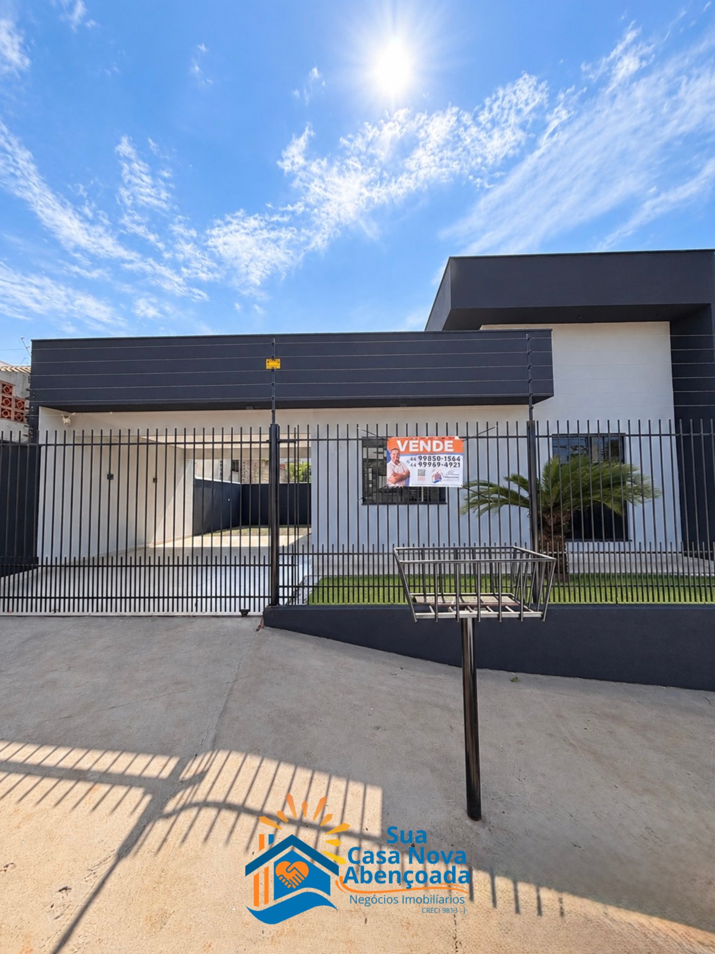 Jd. Itália com 2 quartos e espaço lateral📍